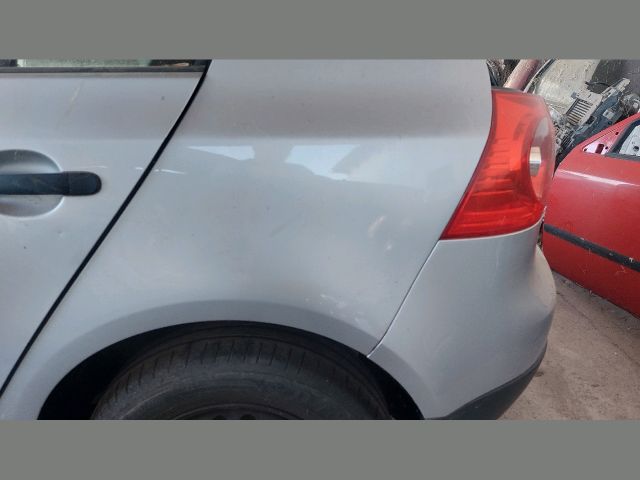 bontott VW GOLF V Bal hátsó Sárvédő