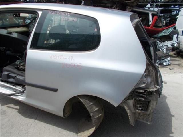 bontott VW GOLF V Bal hátsó Sárvédő