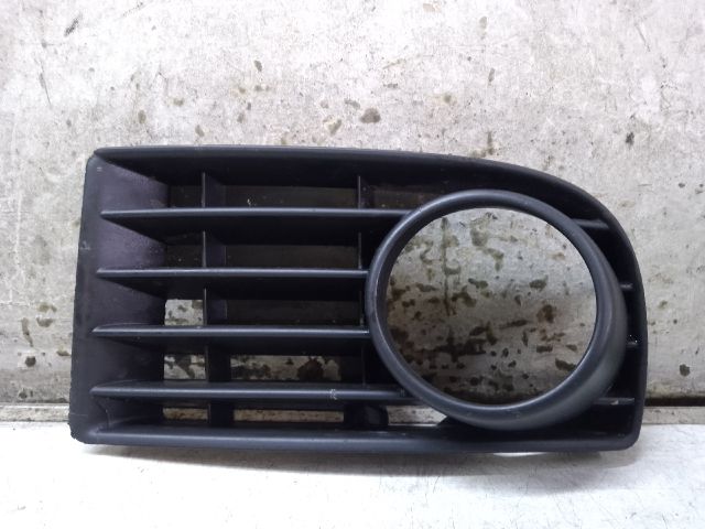 bontott VW GOLF V Bal Ködfényszóró Lámpakeret