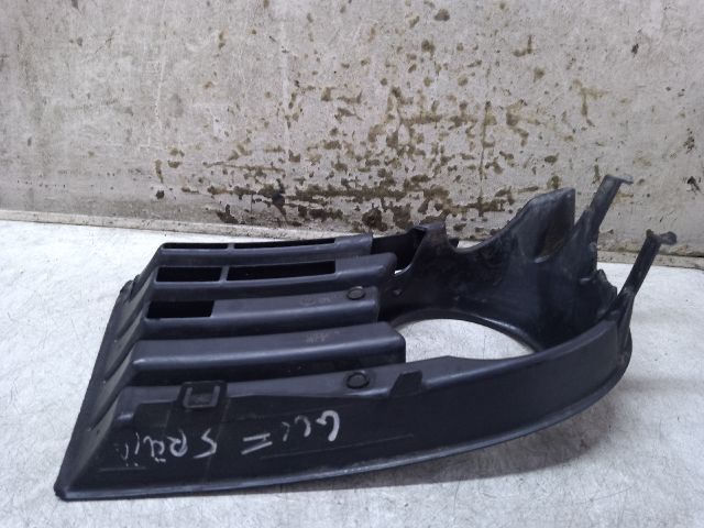 bontott VW GOLF V Bal Ködfényszóró Lámpakeret