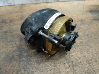 bontott VW GOLF V Bal Ködfényszóró