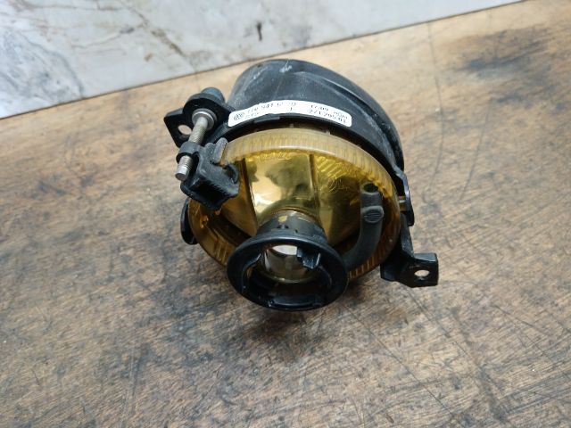 bontott VW GOLF V Bal Ködfényszóró