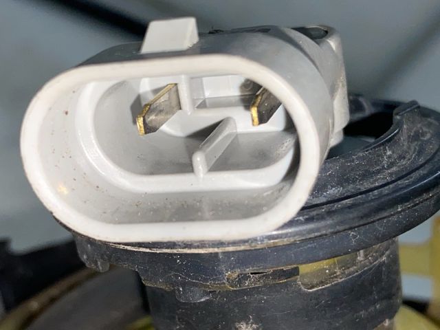 bontott VW GOLF V Bal Ködfényszóró