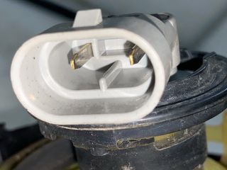 bontott VW GOLF V Bal Ködfényszóró