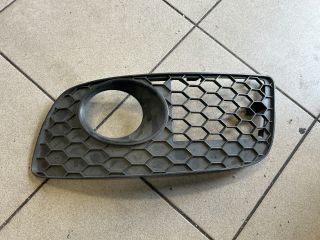 bontott VW GOLF V Bal Ködlámpa Rács