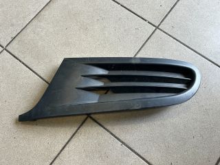 bontott VW GOLF V Bal Ködlámpa Rács