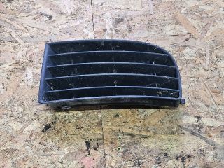 bontott VW GOLF V Bal Ködlámpa Rács