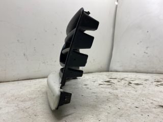 bontott VW GOLF V Bal Ködlámpa Rács