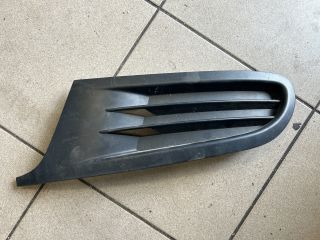 bontott VW GOLF V Bal Ködlámpa Rács