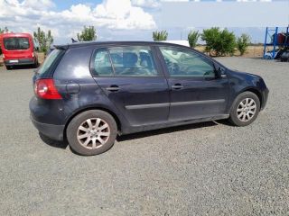 bontott VW GOLF V Bal Ködzárófény Keret