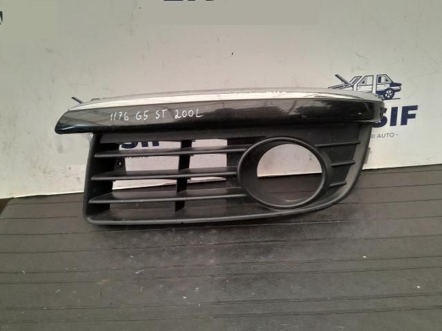 bontott VW GOLF V Bal Ködzárófény Keret