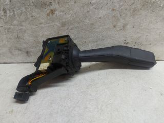 bontott VW GOLF V Bal Kormánykapcsoló Irányjelző (Tempomatos)