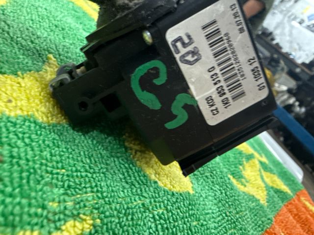 bontott VW GOLF V Bal Kormánykapcsoló Irányjelző (Tempomatos)