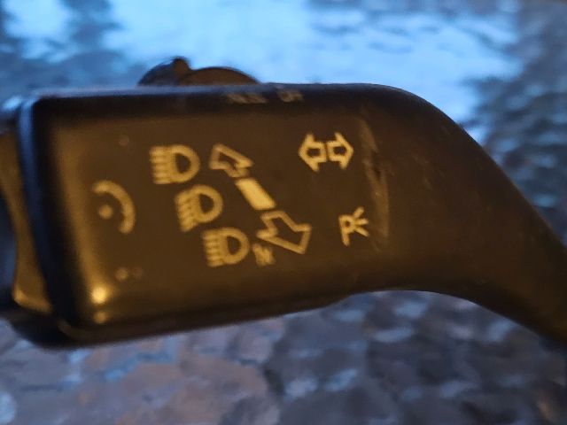 bontott VW GOLF V Bal Kormánykapcsoló Irányjelző (Tempomatos)