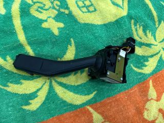 bontott VW GOLF V Bal Kormánykapcsoló Irányjelző (Tempomatos)