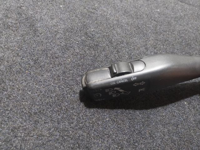 bontott VW GOLF V Bal Kormánykapcsoló Irányjelző (Tempomatos)