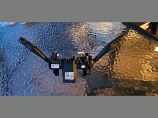 bontott VW GOLF V Bal Kormánykapcsoló Irányjelző (Tempomatos)