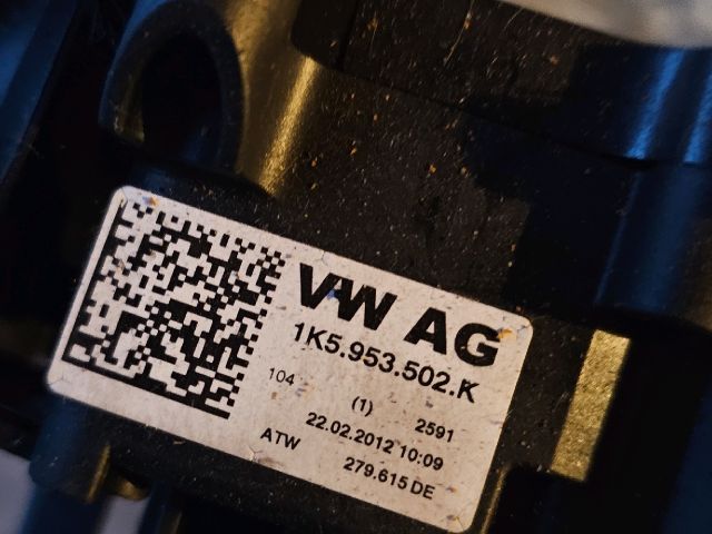 bontott VW GOLF V Bal Kormánykapcsoló Irányjelző (Tempomatos)