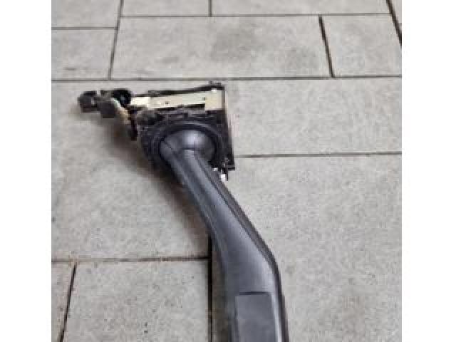 bontott VW GOLF V Bal Kormánykapcsoló Irányjelző