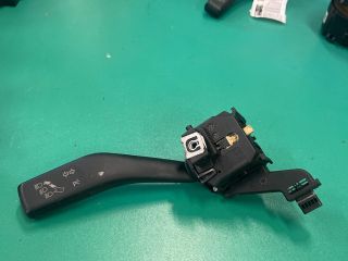 bontott VW GOLF V Bal Kormánykapcsoló Irányjelző