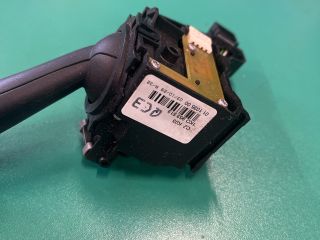 bontott VW GOLF V Bal Kormánykapcsoló Irányjelző