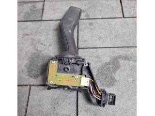 bontott VW GOLF V Bal Kormánykapcsoló Irányjelző