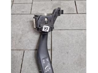 bontott VW GOLF V Bal Kormánykapcsoló Irányjelző