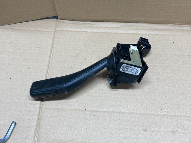 bontott VW GOLF V Bal Kormánykapcsoló Irányjelző