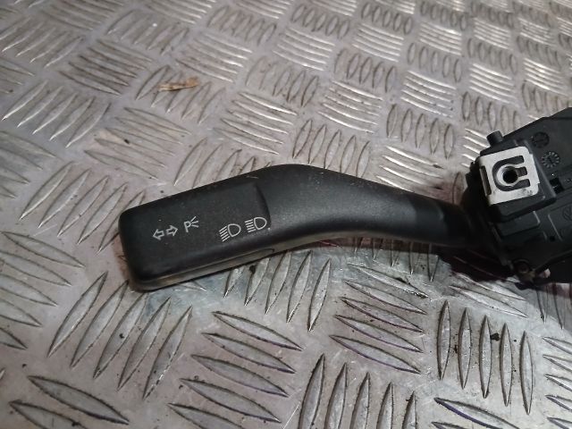 bontott VW GOLF V Bal Kormánykapcsoló Irányjelző