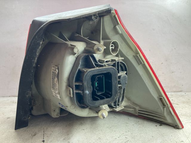 bontott VW GOLF V Bal Külső Hátsó Lámpa