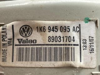 bontott VW GOLF V Bal Külső Hátsó Lámpa