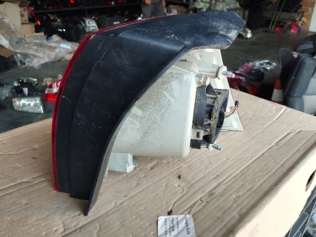 bontott VW GOLF V Bal Külső Hátsó Lámpa