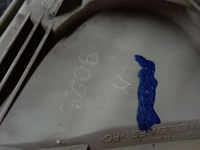 bontott VW GOLF V Bal Külső Hátsó Lámpa