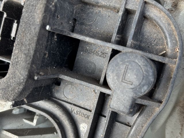 bontott VW GOLF V Bal Külső Hátsó Lámpa