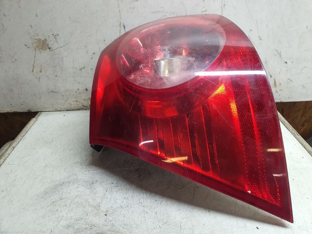 bontott VW GOLF V Bal Külső Hátsó Lámpa