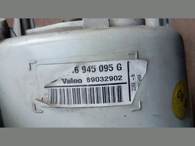 bontott VW GOLF V Bal Külső Hátsó Lámpa