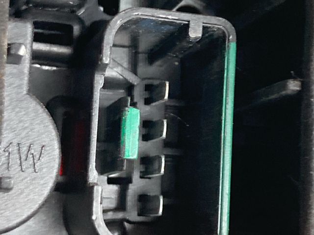 bontott VW GOLF V Bal Külső Hátsó Lámpa