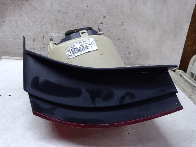 bontott VW GOLF V Bal Külső Hátsó Lámpa