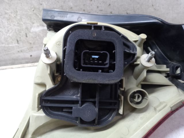 bontott VW GOLF V Bal Külső Hátsó Lámpa