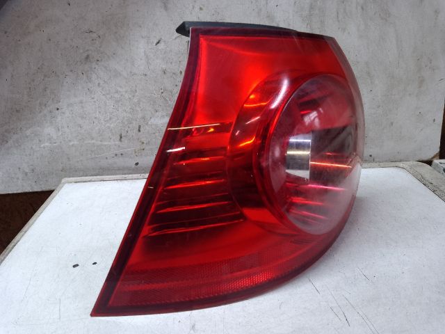 bontott VW GOLF V Bal Külső Hátsó Lámpa