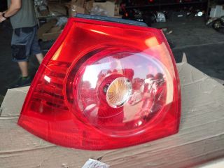 bontott VW GOLF V Bal Külső Hátsó Lámpa