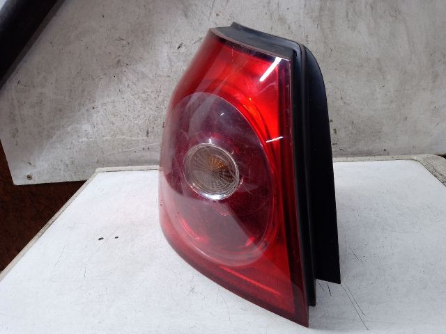 bontott VW GOLF V Bal Külső Hátsó Lámpa