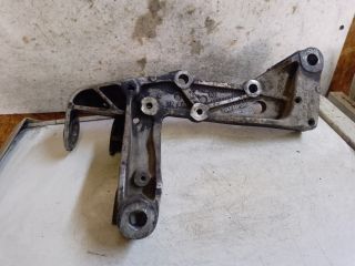 bontott VW GOLF V Bal Lengőkar Tartó