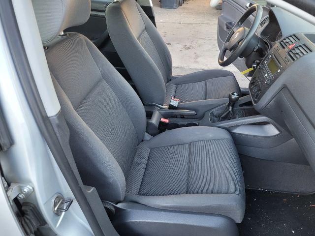 bontott VW GOLF V Bal Napellenző Tartó