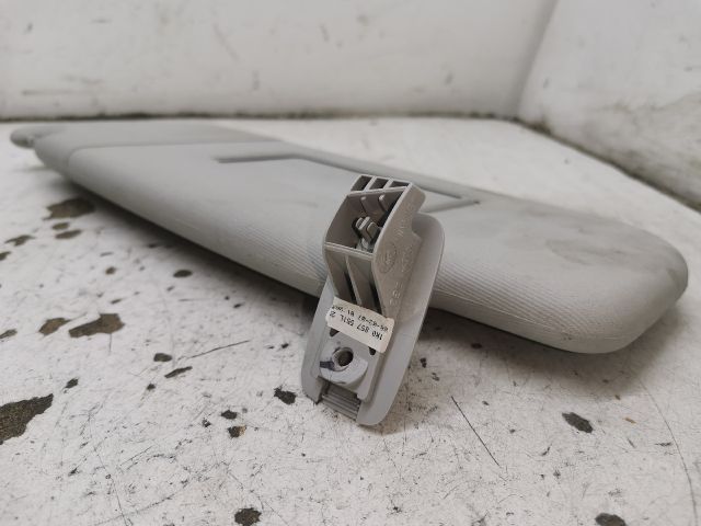 bontott VW GOLF V Bal Napellenző