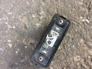 bontott VW GOLF V Bal Rendszámtábla Világítás