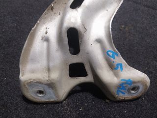 bontott VW GOLF V Bal Sárvédő Oldaltartó