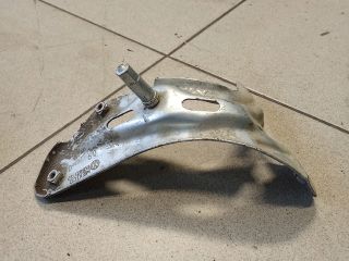 bontott VW GOLF V Bal Sárvédő Oldaltartó