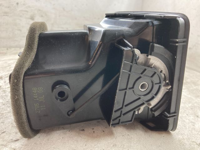 bontott VW GOLF V Bal Szellőző