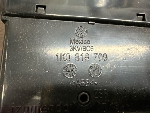 bontott VW GOLF V Bal Szellőző